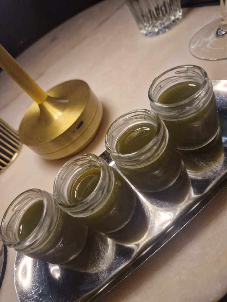 Buns&Bottles cocktail bar