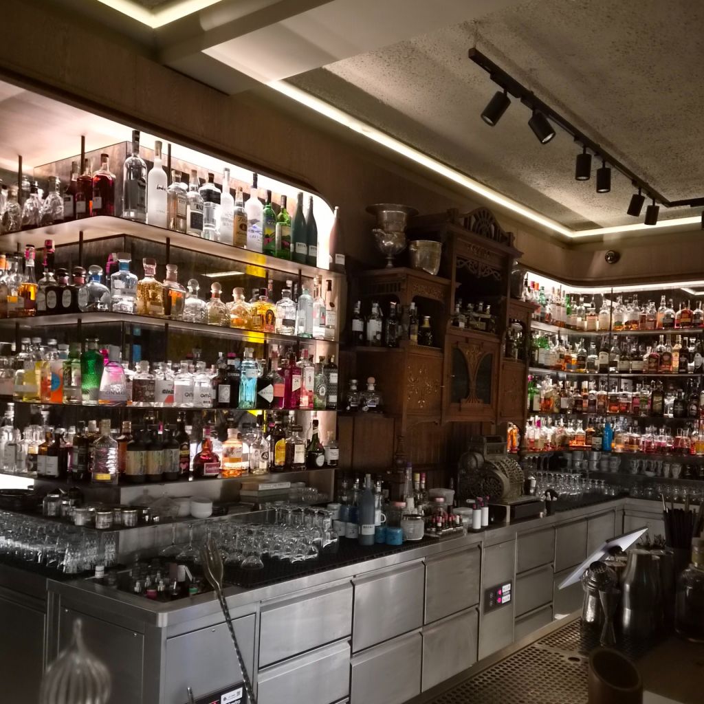Hemingway Bar