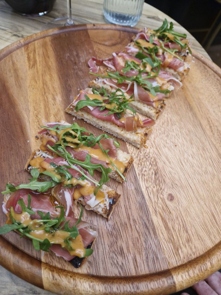 The Gentlemen’s Club - Coffee, Whisky and Cigar Lounge