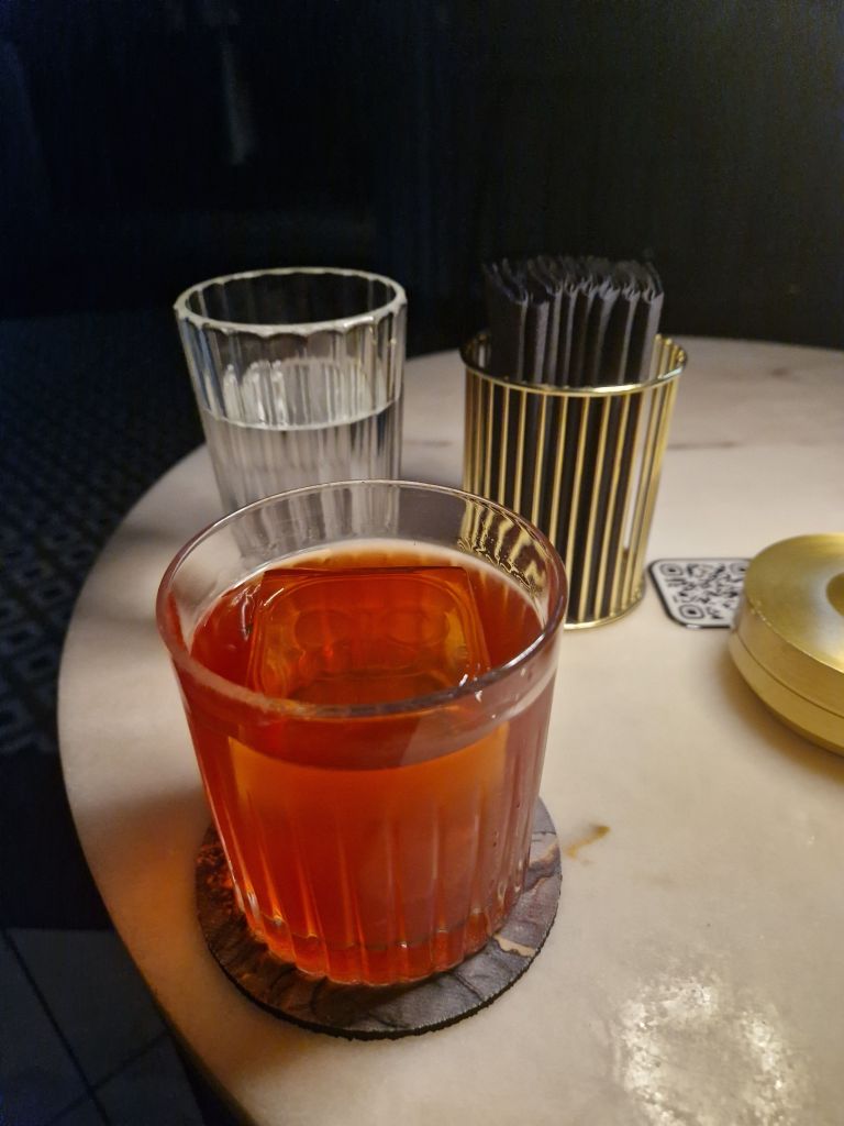 Buns&Bottles cocktail bar