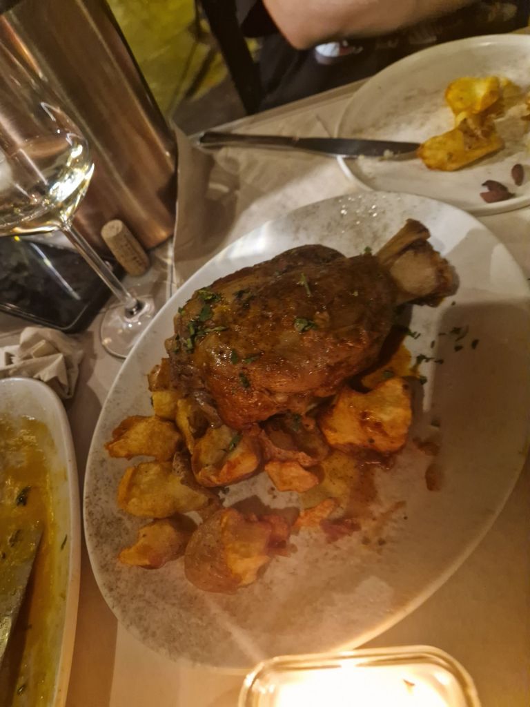 Aerides Plaka Restaurant