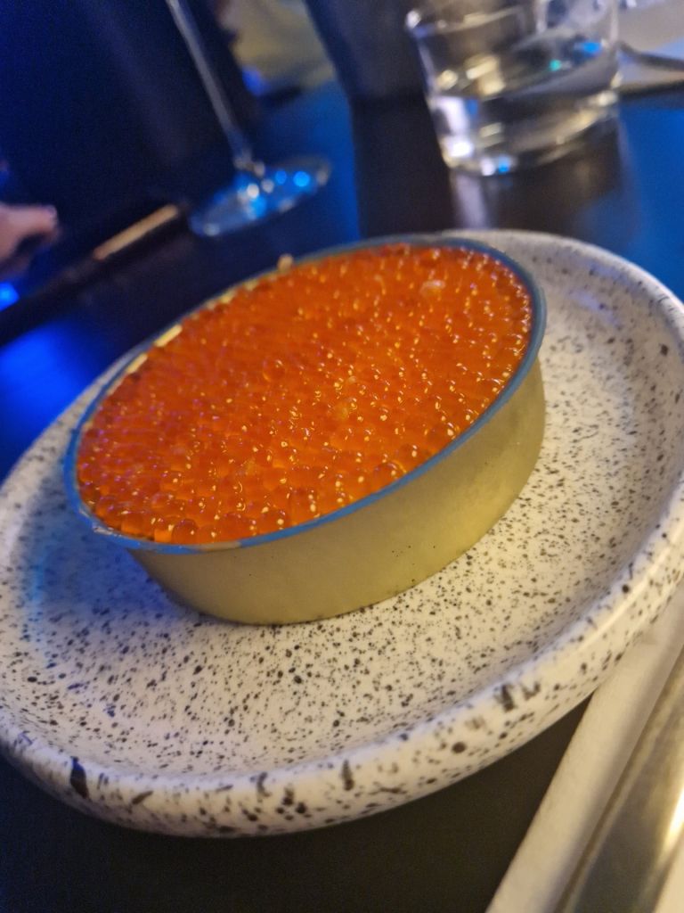 GiGi gin tonic raw bar